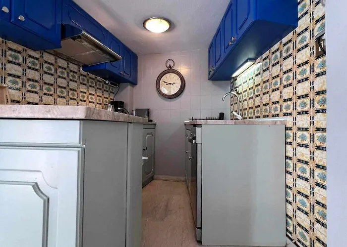 Retro House With Garden In Anopoli Holiday home
